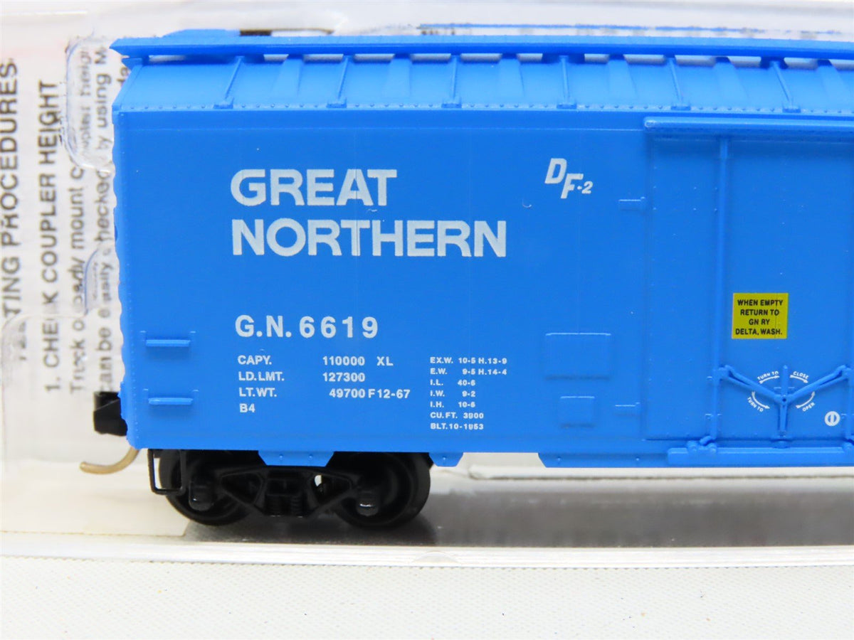 N Scale Micro-Trains MTL 21040 GN Great Northern Big Sky Blue 40&#39; Box Car #6619