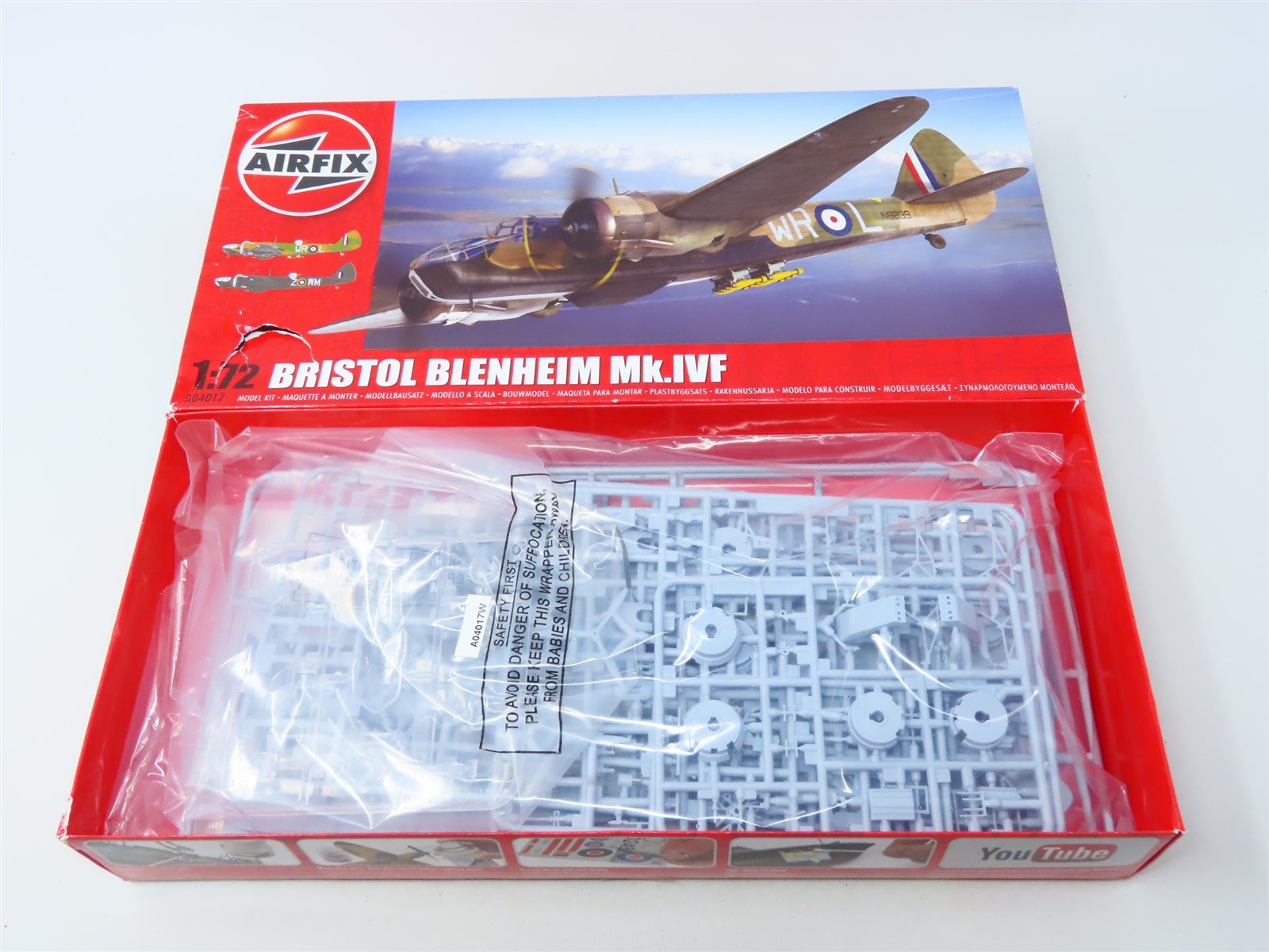 1/72 Scale Airfix Model Airplane Kit #A04017 Bristol Blenheim Mk.IVF