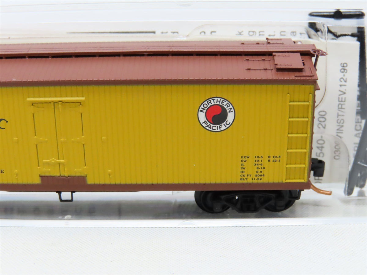 N Scale Micro-Trains MTL 49260 NP Northern Pacific 40&#39; Wood Reefer #93428
