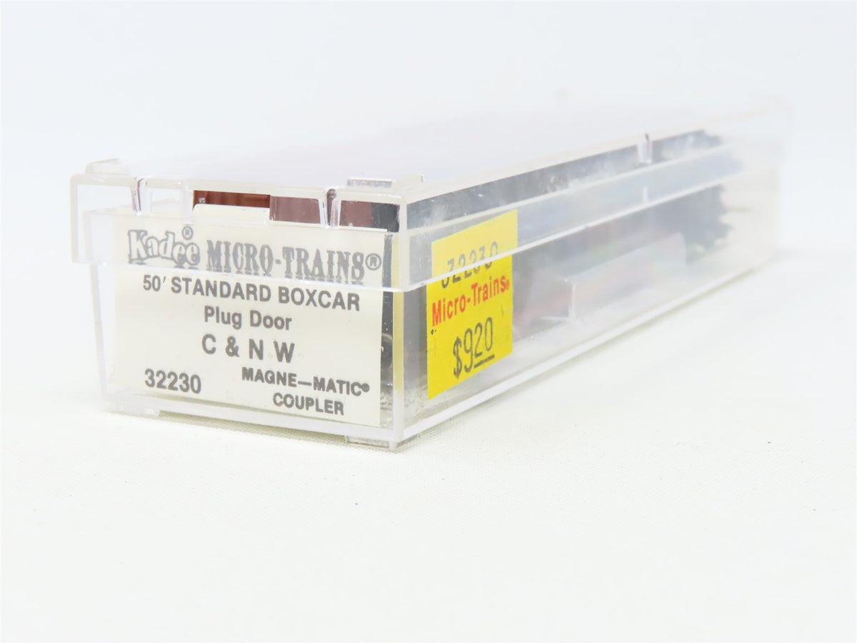 N Kadee Micro-Trains MTL 32230 CNW Chicago North Western 50&#39; Box Car #152053