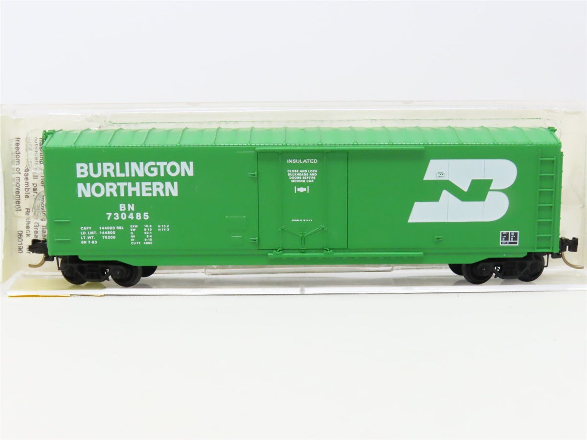 N Micro-Trains MTL 38200 BN Burlington Northern 50&#39; Plug Door Box Car #730485