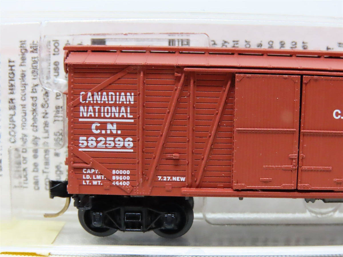 N Micro-Trains MTL 29070 CN Canadian National 40&#39; Outside Braced Box Car #582596
