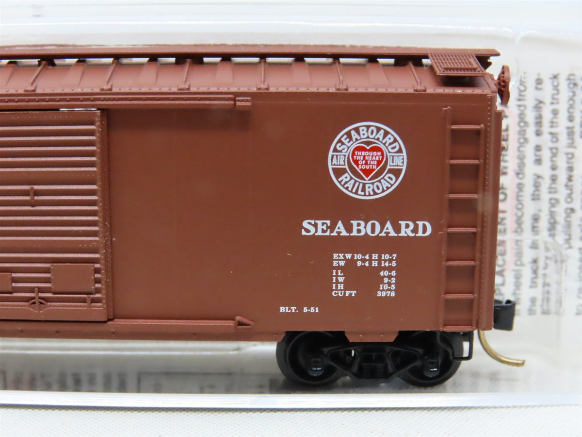 N Scale Micro-Trains MTL 20660 SAL Seaboard &#39;Silver Comet&#39; 40&#39; Box Car #24863