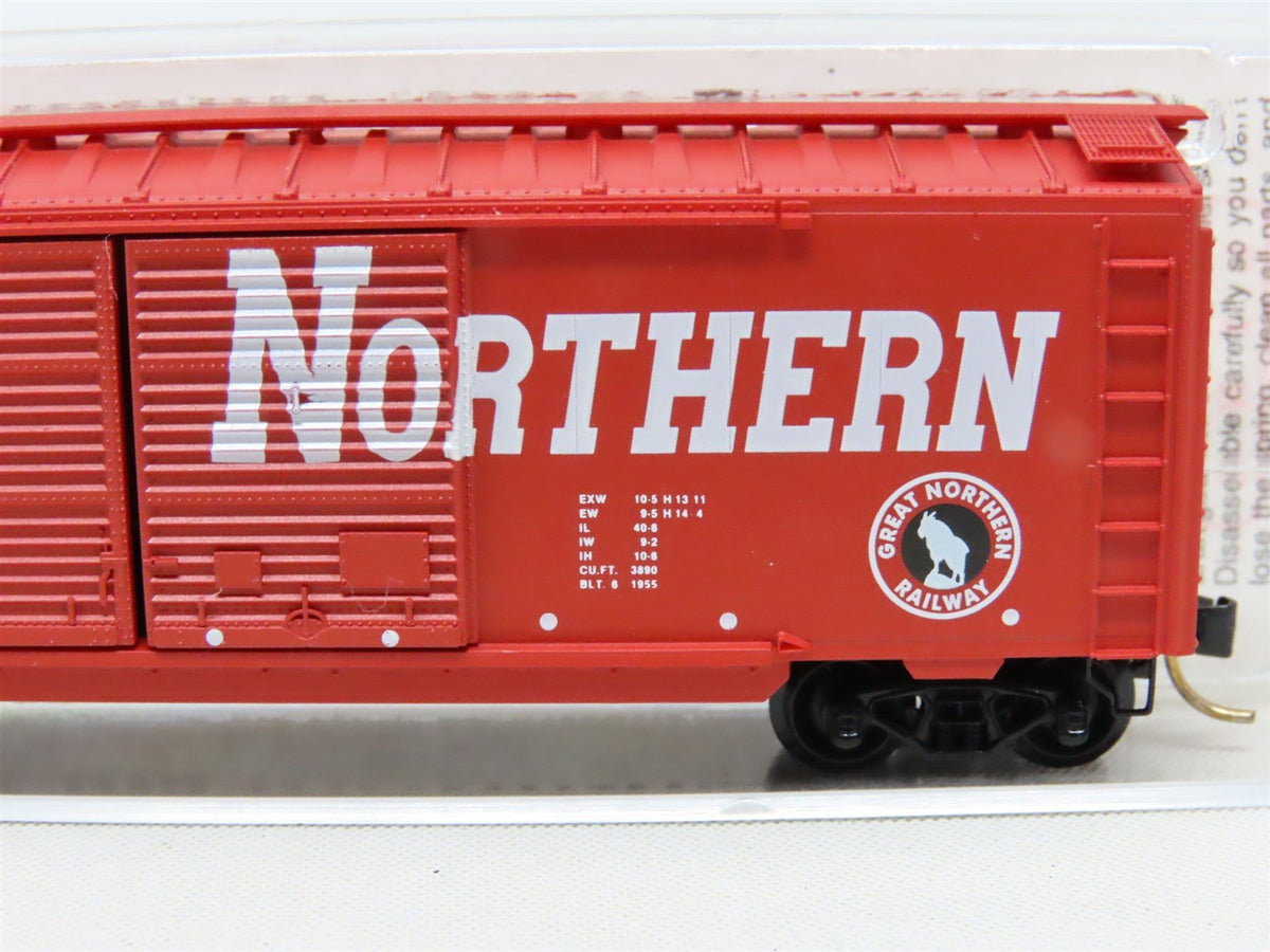 N Micro-Trains MTL 23220 GN Great Northern &quot;Circus Train Car&quot; 40&#39; Box Car #3486