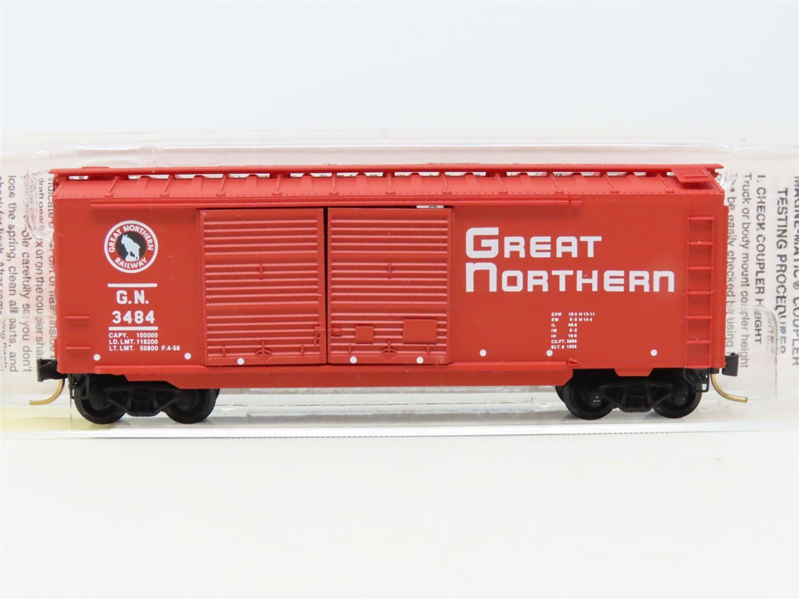 N Scale Micro-Trains MTL 23210 GN Great Northern 40' Double Door Box Car #3484
