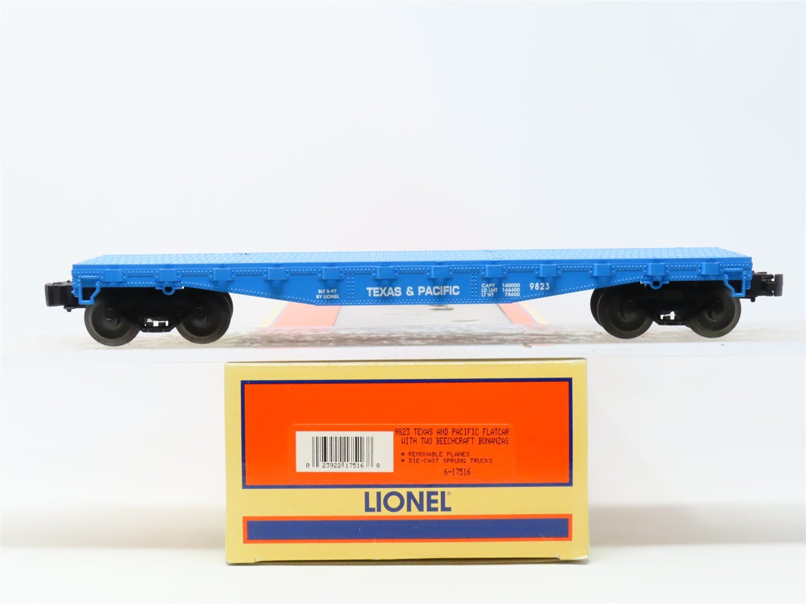 O Gauge 3-Rail Lionel #6-17516 T&P Flat Car #9823 w/ 2 Beechcraft Bonanzas