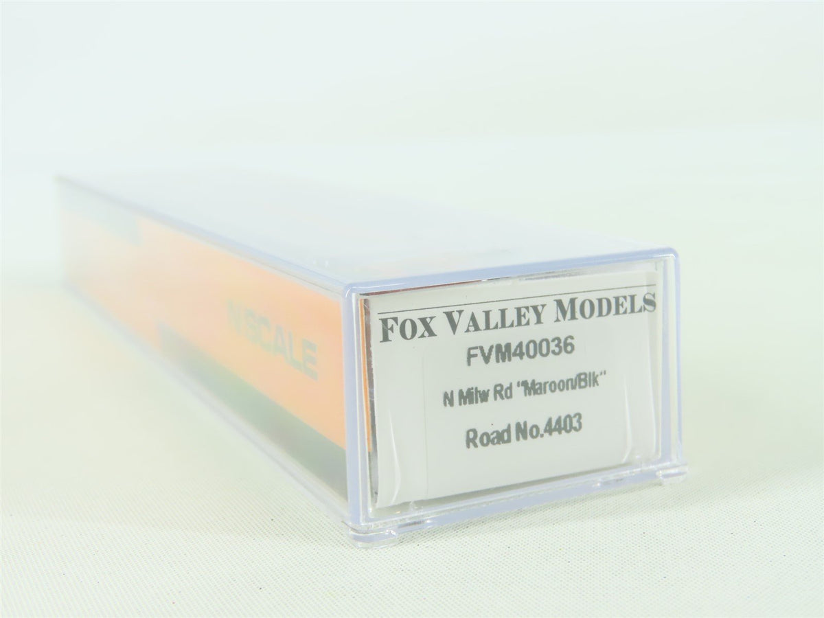 N Scale Fox Valley FVM40036 MILW Milwaukee Road &quot;Hiawatha&quot; Coach Passenger #4403