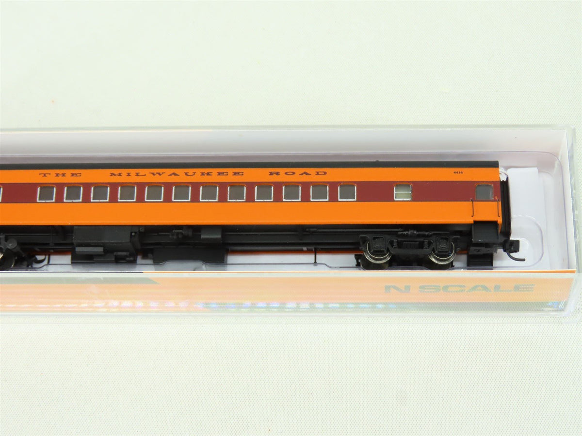 N Scale Fox Valley FVM40037 MILW Milwaukee Road &quot;Hiawatha&quot; Coach Passenger #4414