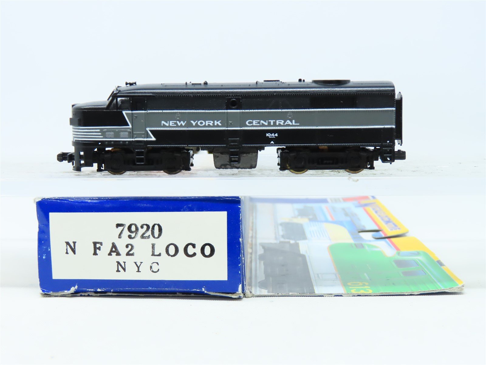 N Scale Life-Like 7920 NYC New York Central FA2 Diesel Locomotive #1044