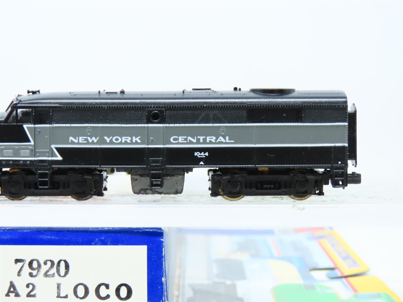 N Scale Life-Like 7920 NYC New York Central FA2 Diesel Locomotive #104 ...