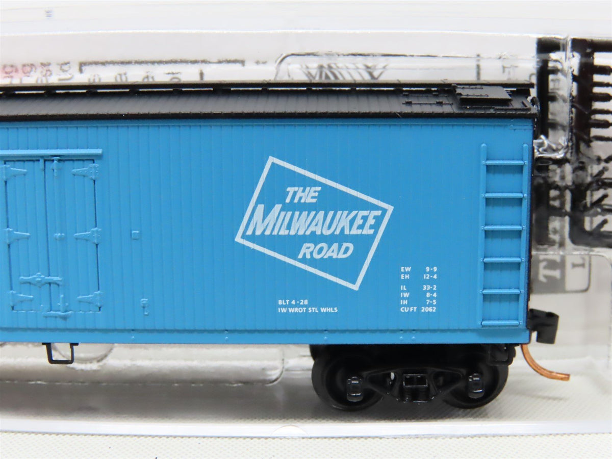 N Scale Micro-Trains MTL 47360 MILW Milwaukee Road 40&#39; Wood Reefer #79031