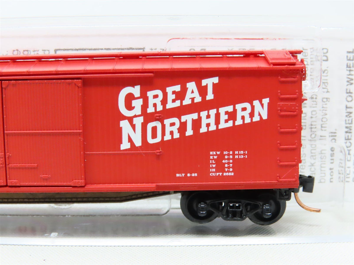 N Scale Micro-Trains MTL 43040 GN Great Northern 40&#39; Wood Box Car #30353