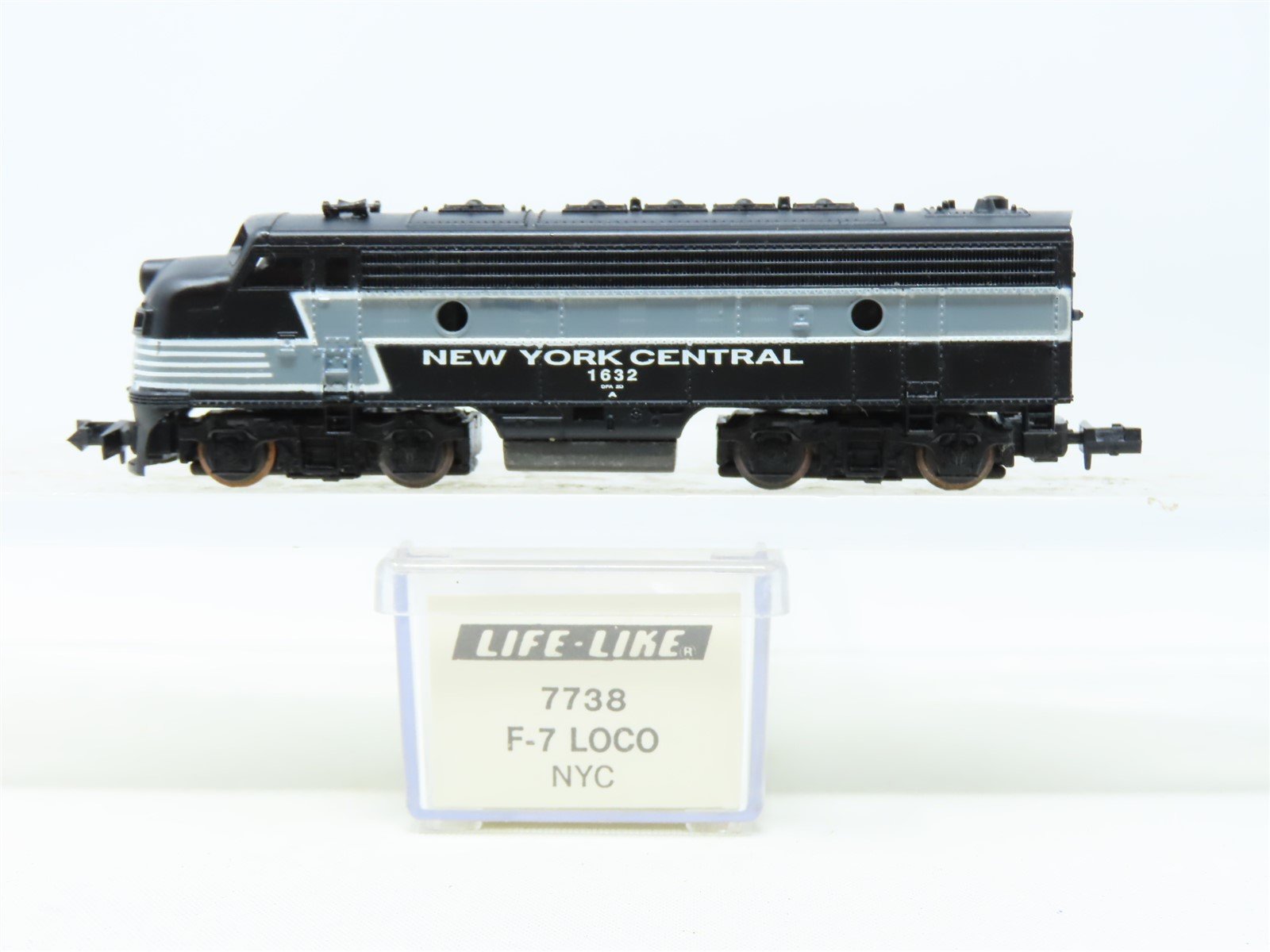 N Scale Life-Like 7738 NYC New York Central F7A Diesel Locomotive #1632