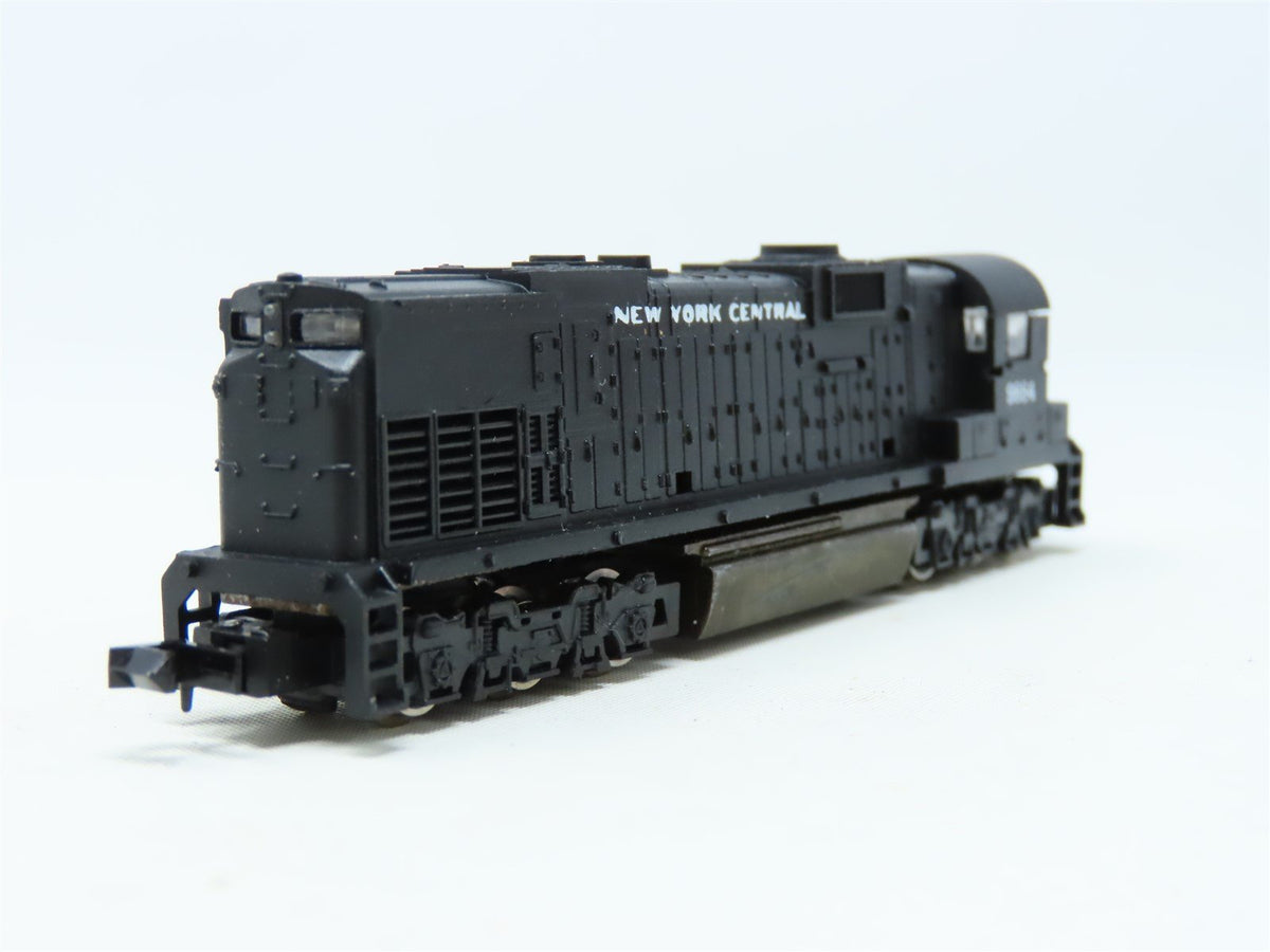 N Scale Con-Cor 2259 PC Penn Central C628 Diesel Locomotive #9884 Custom