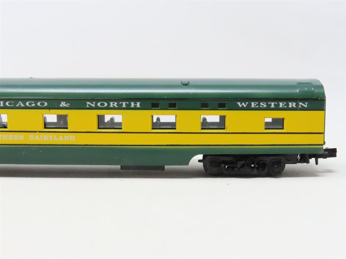 N Con-Cor 0001-04011T CNW Chicago North Western Passenger &#39;Northern Dairyland&#39;