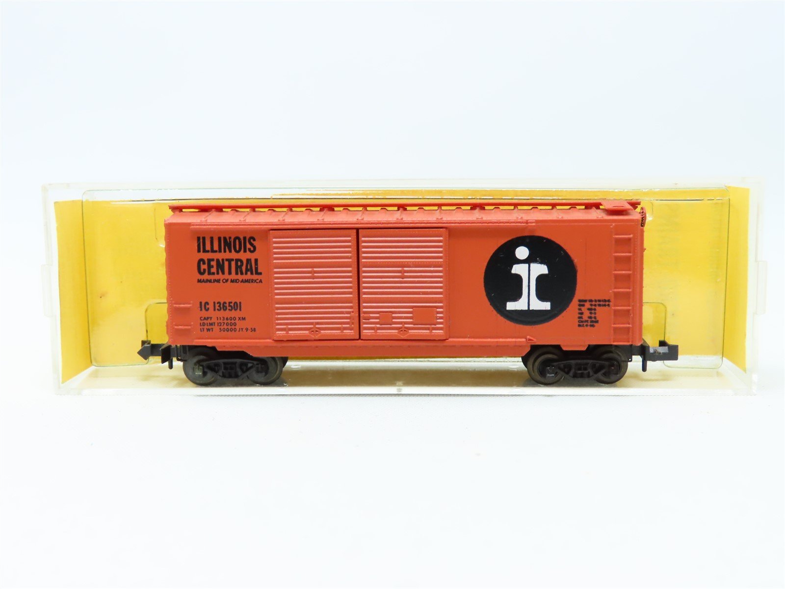 N Kadee Micro-Trains MTL 23398-1 IC Illinois Central Boxcar #136501 - Blue Label