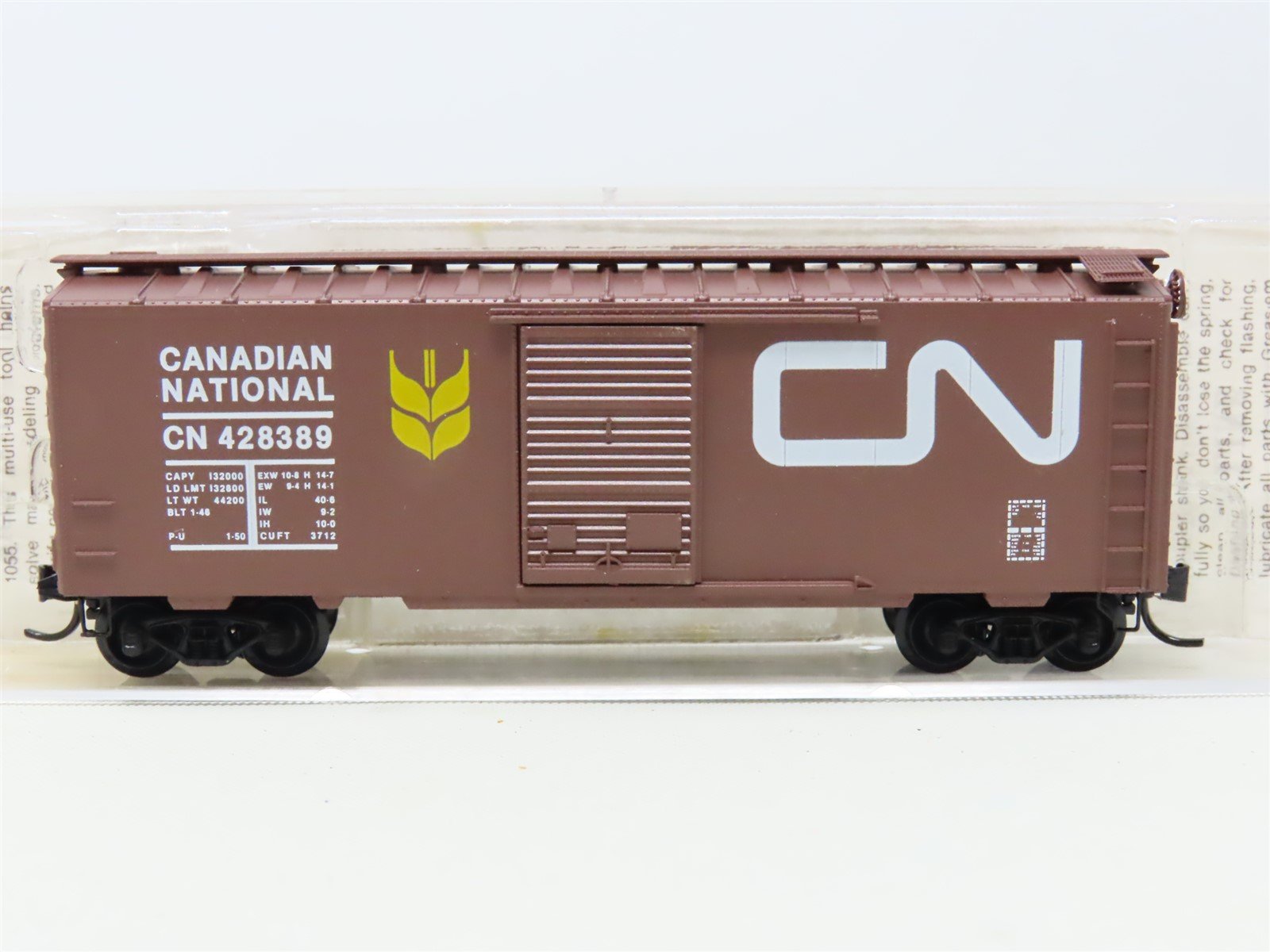 N Scale Kadee Micro-Trains MTL 20550 CN Canadian National 40' Box Car #428389