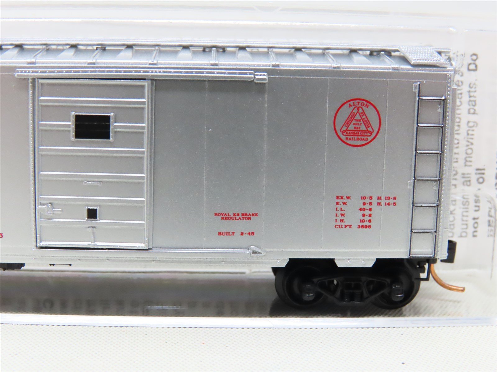 N Scale Micro-Trains MTL 20586 ALTON Railroad 40' Single Door Box Car #1200