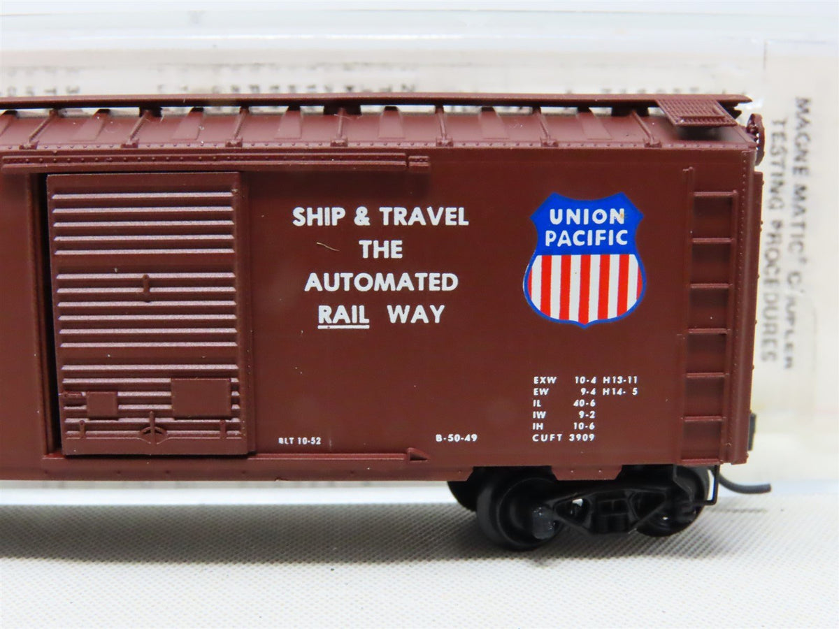 N Scale Kadee Micro-Trains MTL 20710 UP Union Pacific 40&#39; Box Car #108645