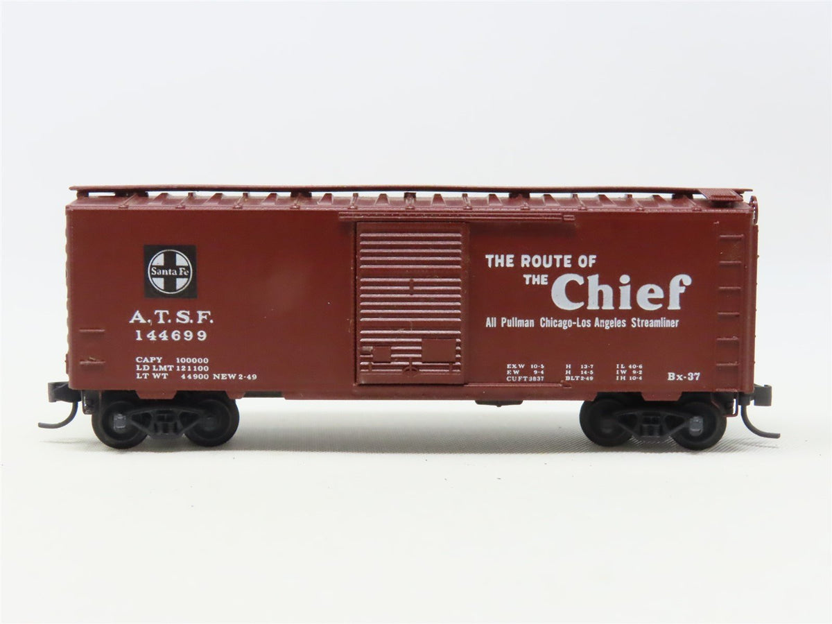 N Scale Kadee Micro-Trains MTL ATSF Santa Fe &quot;The Chief&quot; 40&#39; Box Car #144699