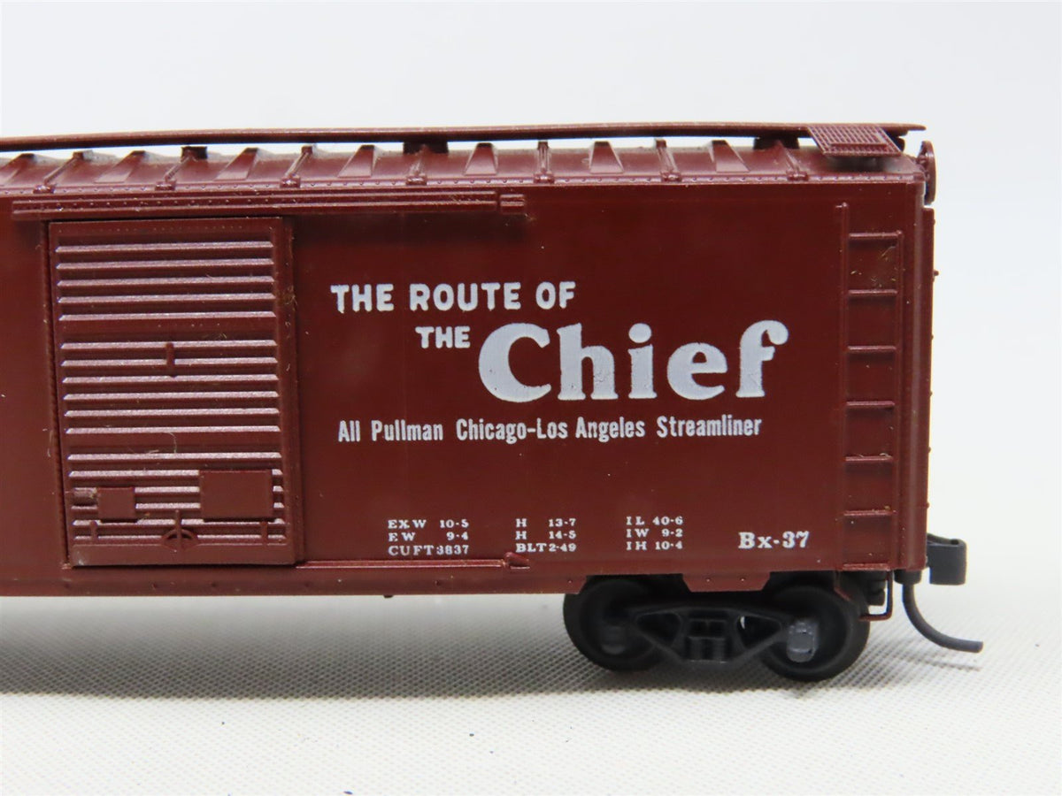 N Scale Kadee Micro-Trains MTL ATSF Santa Fe &quot;The Chief&quot; 40&#39; Box Car #144699