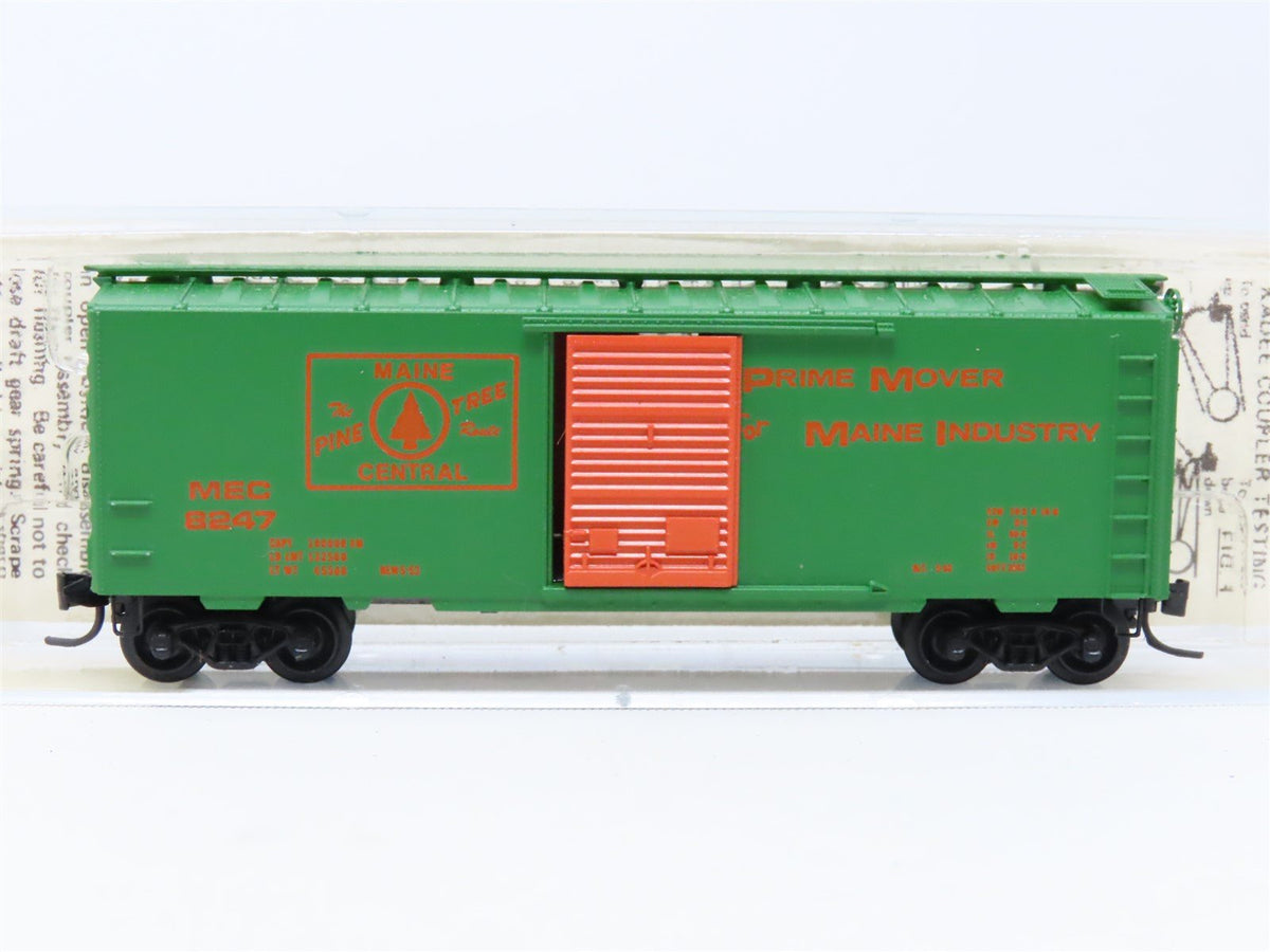 N Scale Kadee Micro-Trains MTL 20220 MEC 40&#39; Box Car #8247 - RARE Misspelling