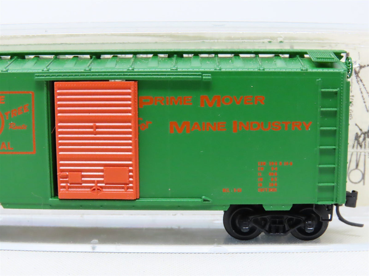 N Scale Kadee Micro-Trains MTL 20220 MEC 40&#39; Box Car #8247 - RARE Misspelling