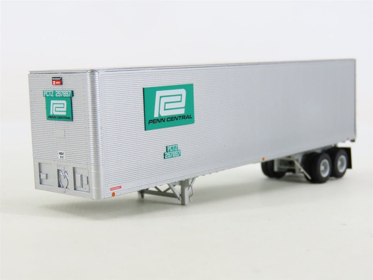 HO Scale Athearn 73269 PC Penn Central 40&#39; Beaded Z-Van Trailers Set of 2