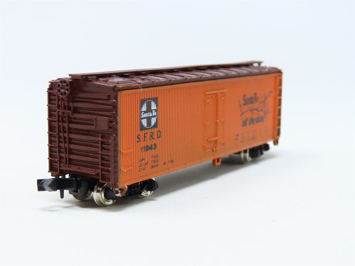 N Scale Con-Cor SFRD Santa Fe &quot;The Scout&quot; 40&#39; Wood Reefer #11843