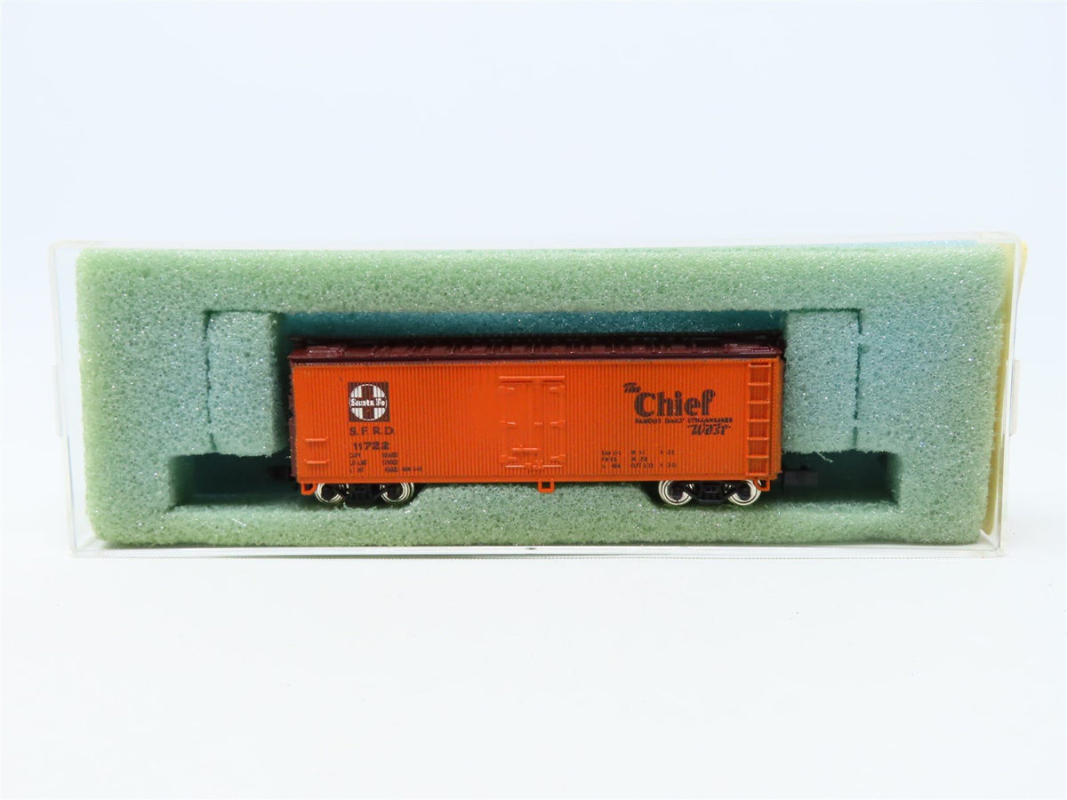 N Scale Con-Cor 1352D SFRD Santa Fe &quot;The Chief&quot; 40&#39; Wood Reefer #11722