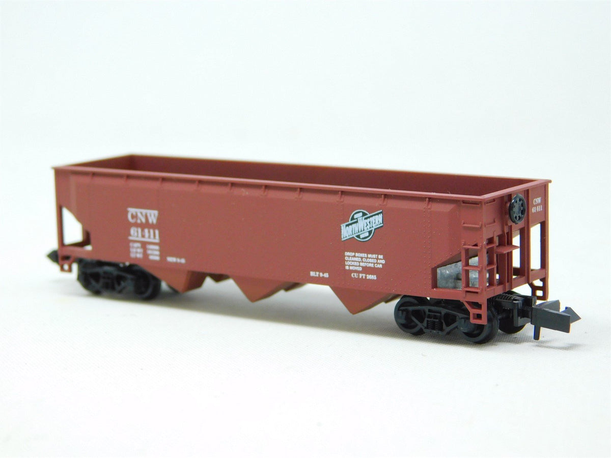 N Scale Roundhouse 8623 CNW Chicago &amp; Northwestern 3-Bay Open Hopper #61411