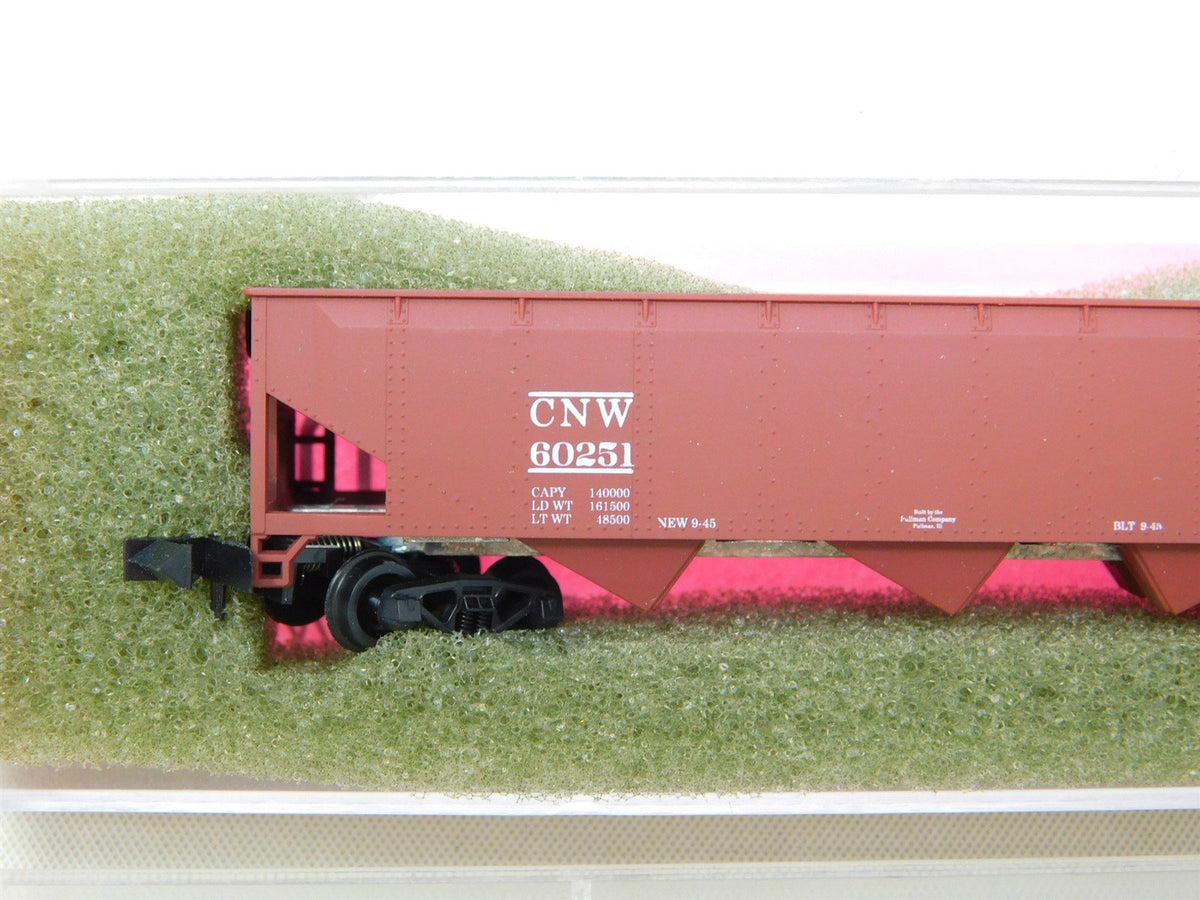 N Scale Roundhouse 8623 CNW Chicago &amp; Northwestern 3-Bay Open Hopper #60251