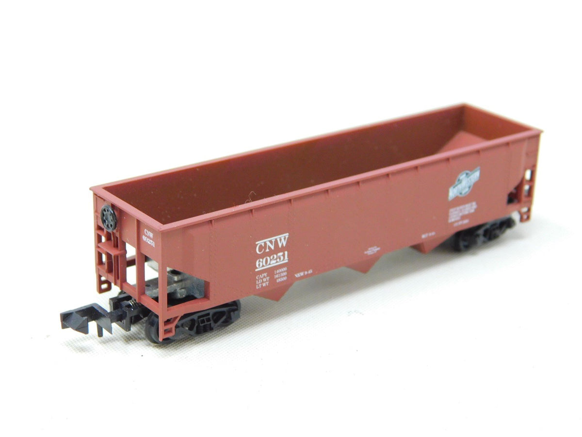 N Scale Roundhouse 8623 CNW Chicago &amp; Northwestern 3-Bay Open Hopper #60251