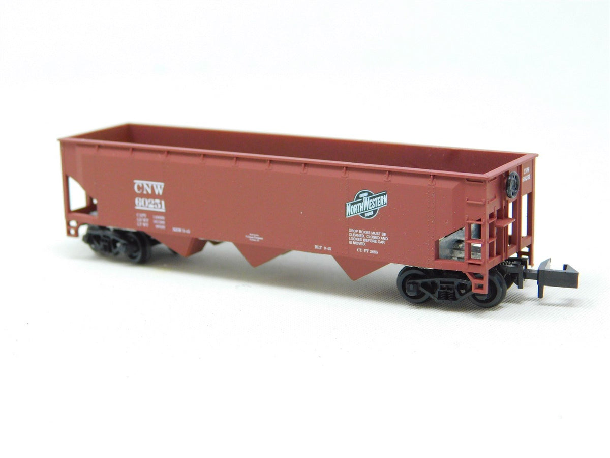 N Scale Roundhouse 8623 CNW Chicago &amp; Northwestern 3-Bay Open Hopper #60251