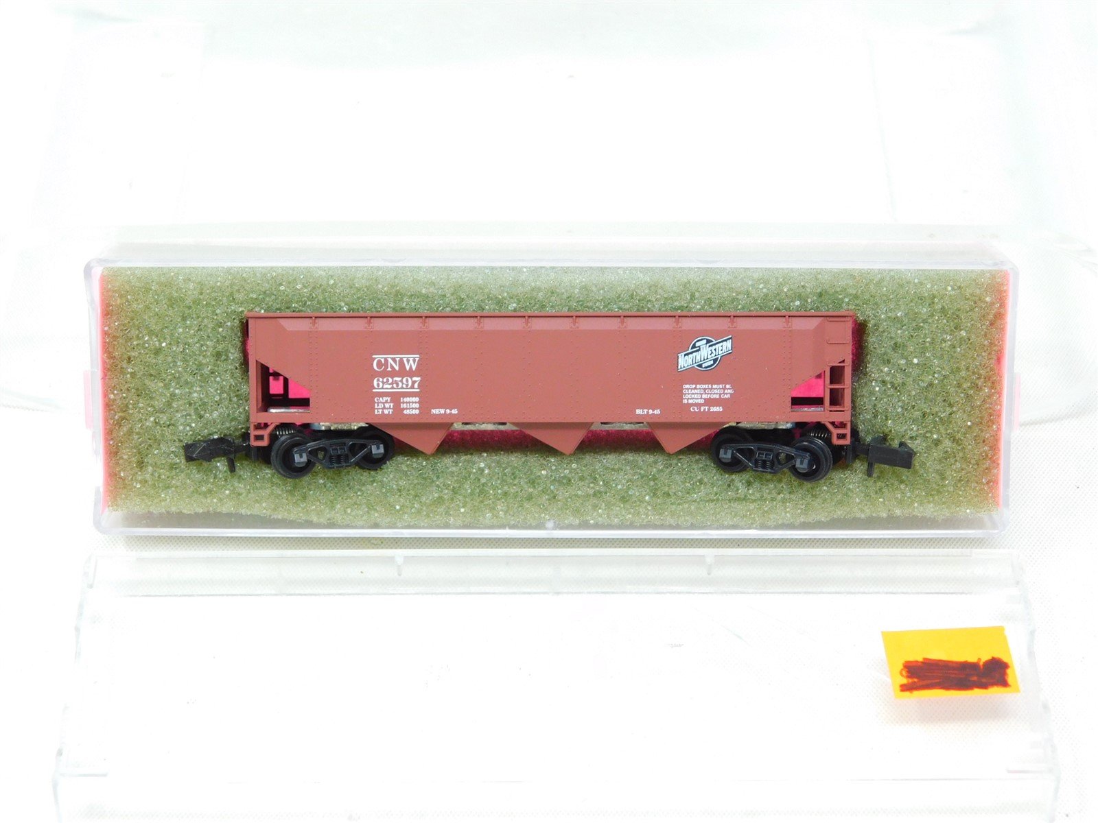 N Scale Roundhouse 8623 CNW Chicago & Northwestern 3-Bay Open Hopper #62597