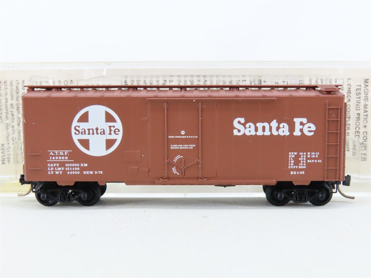 N Scale Micro-Trains MTL 21110 ATSF Santa Fe 40&#39; Plug Door Box Car #149968