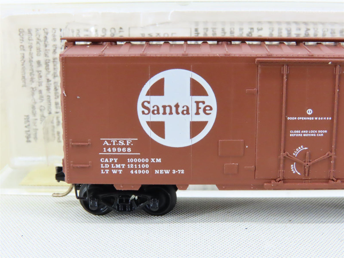 N Scale Micro-Trains MTL 21110 ATSF Santa Fe 40&#39; Plug Door Box Car #149968