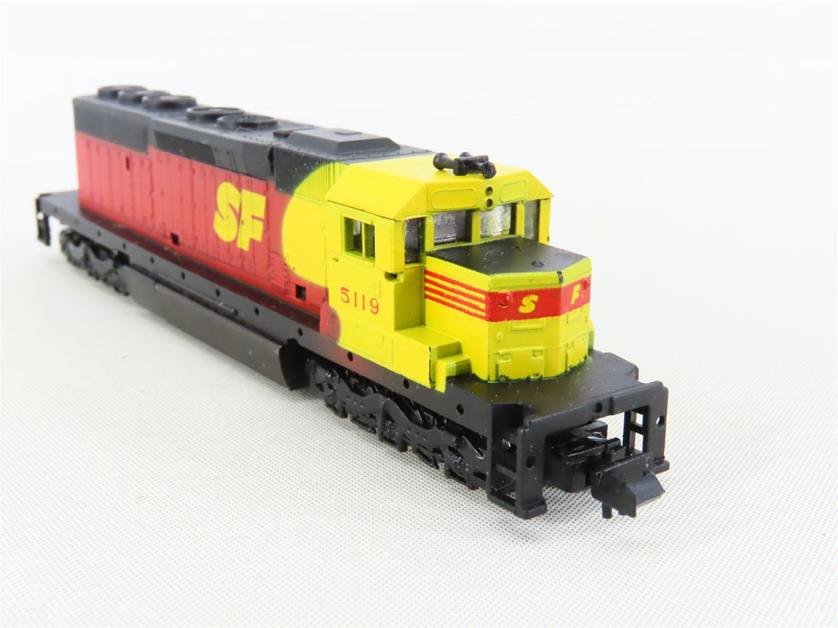 N Scale Con-Cor 0001-002612 SPSF &quot;Kodachrome&quot; EMD SD40-2 Diesel Locomotive #5119