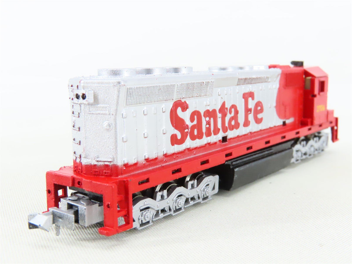 N Scale Con-Cor 0001-002202 ATSF Santa Fe &quot;Warbonnet&quot; EMD SD45 Diesel #3704
