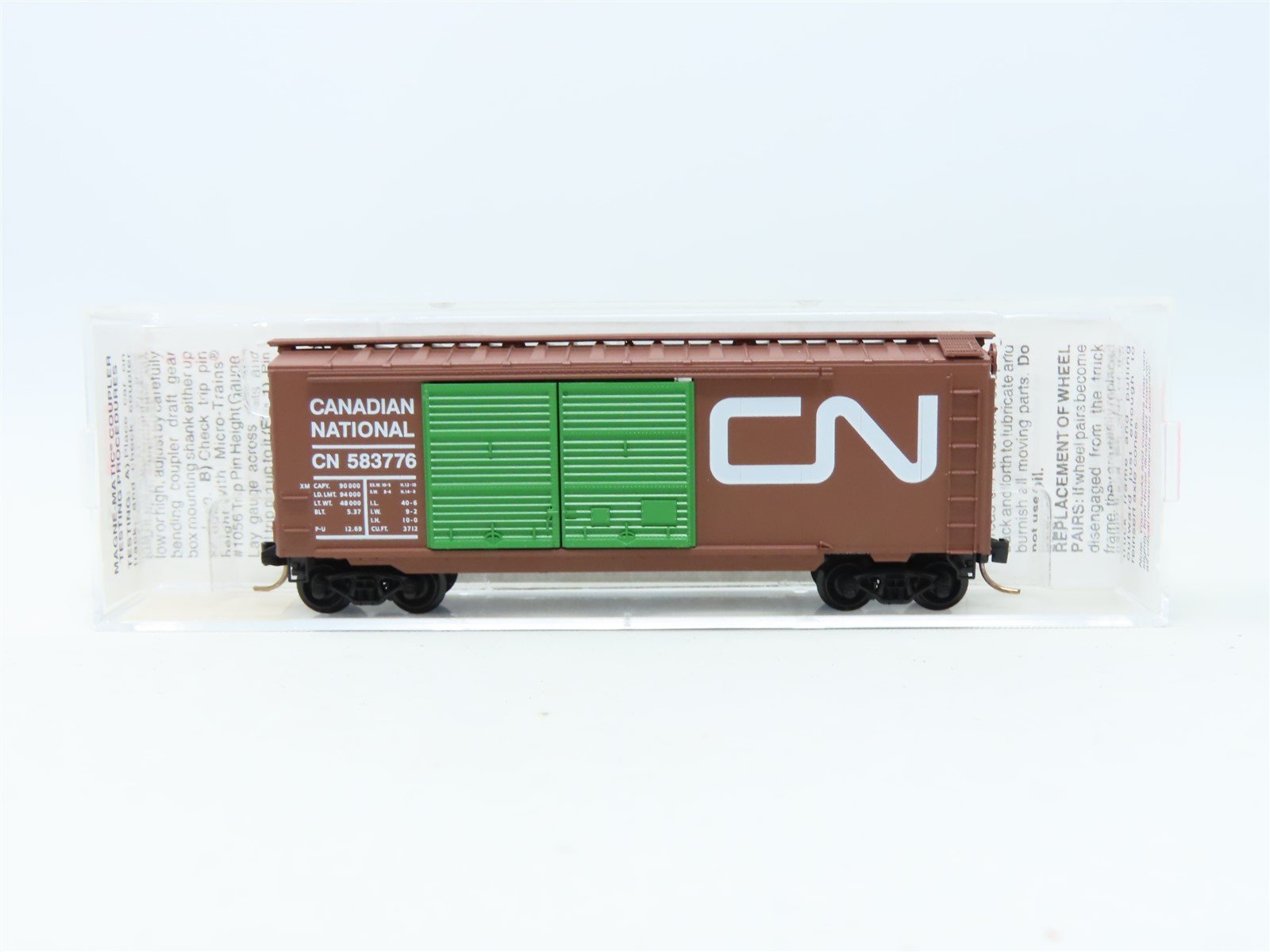 N Micro-Trains MTL #23070 CN Canadian National 40' Double Door Box Car #583776