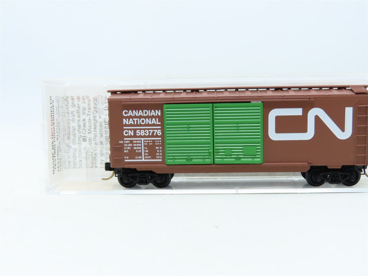 N Micro-Trains MTL #23070 CN Canadian National 40&#39; Double Door Box Car #583776