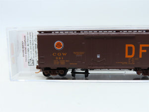 N Micro-Trains MTL 02100430 CGW Chicago Great Western 40' Plug Door Box Car #381