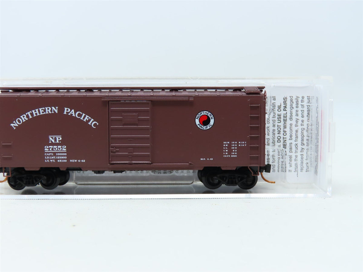 N Micro-Trains MTL #02000980 NP Northern Pacific 40&#39; Box Car w/ Hobo Load #27552