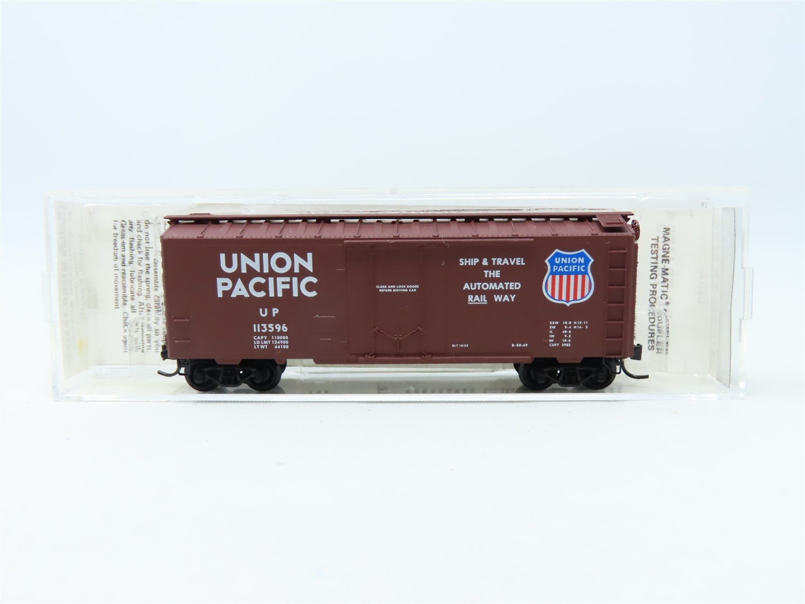 N Kadee Micro-Trains MTL 21140 UP Union Pacific 40' Plug Door Box Car #113596