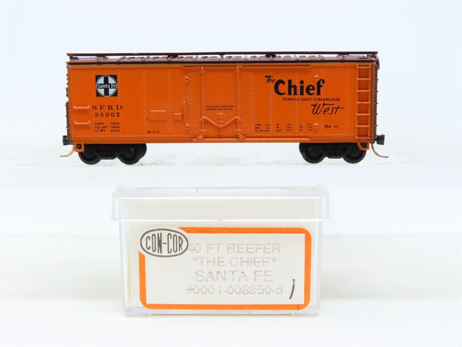 N Scale Con-Cor 0001-008850-5 SFRD Santa Fe "The Chief" 40' Reefer Car #35002