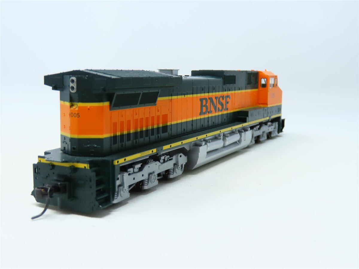 HO Scale KATO 37-1902 BNSF Railway GE C44-9W &quot;Dash 9&quot; Diesel #1005 w/DCC