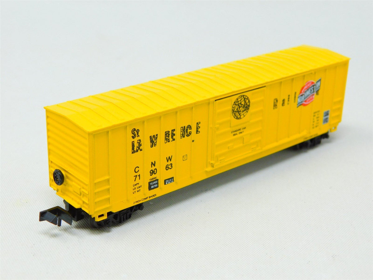 N Scale Roundhouse 8832 CNW Chicago North Western Single Door Box Car #719063