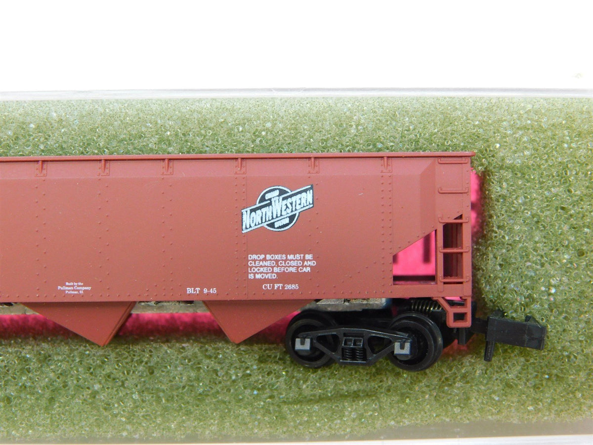 N Scale Roundhouse 8623 CNW Chicago North Western 40&#39; 3-Bay Open Hopper #60383