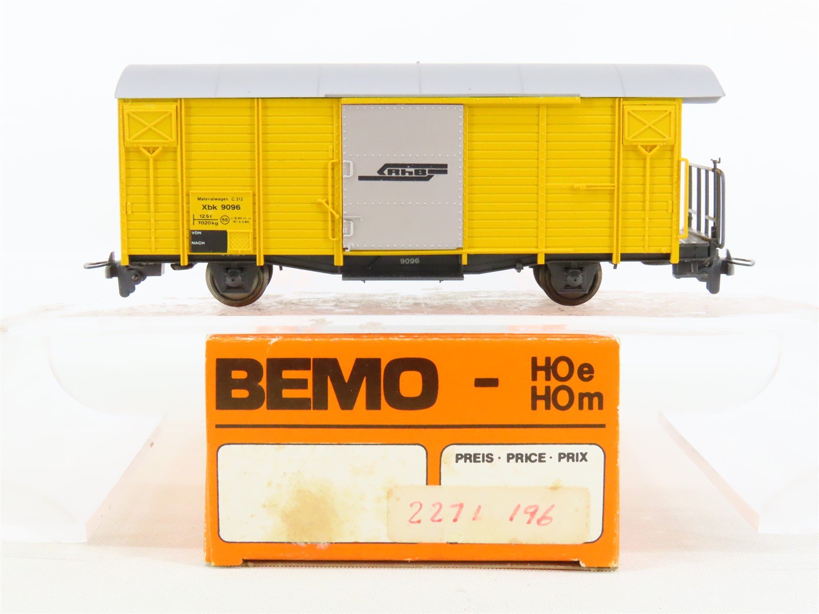 HOm Scale Bemo 2271-196 RhB Rhaetian Railway Box Car #9096