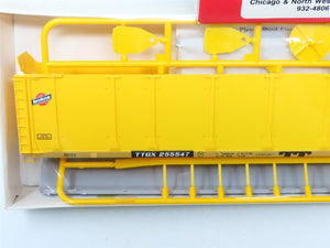 HO Scale Walthers Kit #932-4806 TTGX CNW 89' Enclosed Auto Carrier #255547